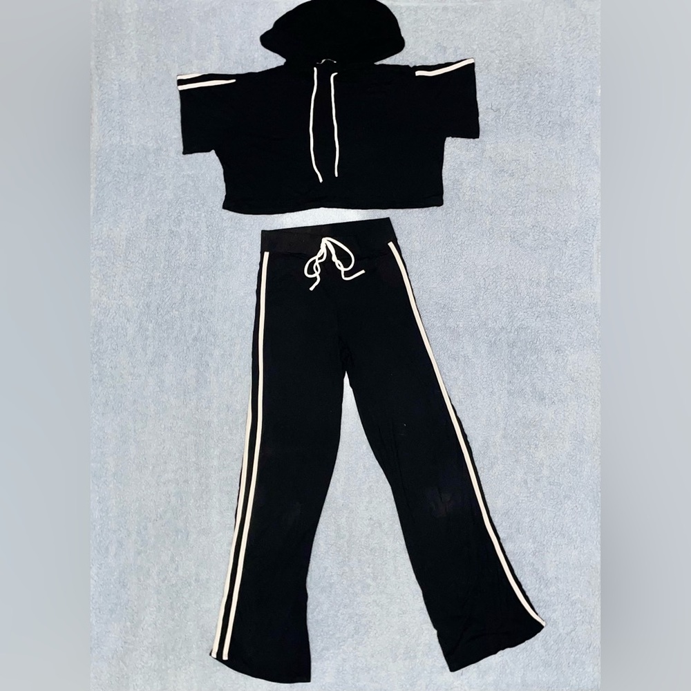 Black/White Two Piece